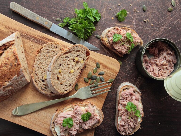 Whats The Difference Between Whole Wheat And Whole Grain Bread