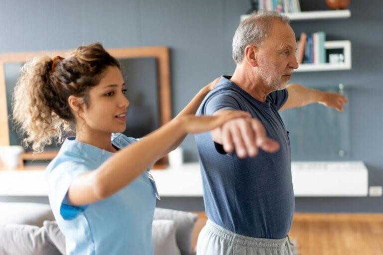 How to Help a Loved One Stay Motivated Through Physical Therapy?
